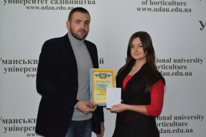 Переможниця конкурсу Драч Людмила 43 – Т, голова студентського самоврядування Мельник Юрій